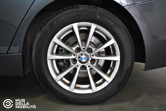 BMW 320d xDrive Touring Business Advantage